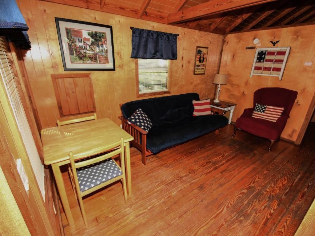 Lakeview Cedar Cabin - Uncle Sams Cabin - 3 Мід Екстер'єр фото