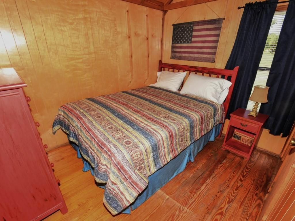 Lakeview Cedar Cabin - Uncle Sams Cabin - 3 Мід Екстер'єр фото
