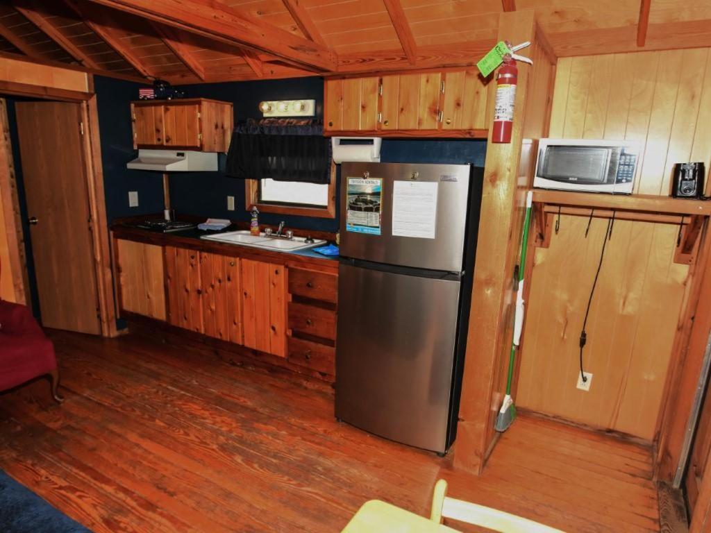 Lakeview Cedar Cabin - Uncle Sams Cabin - 3 Мід Екстер'єр фото